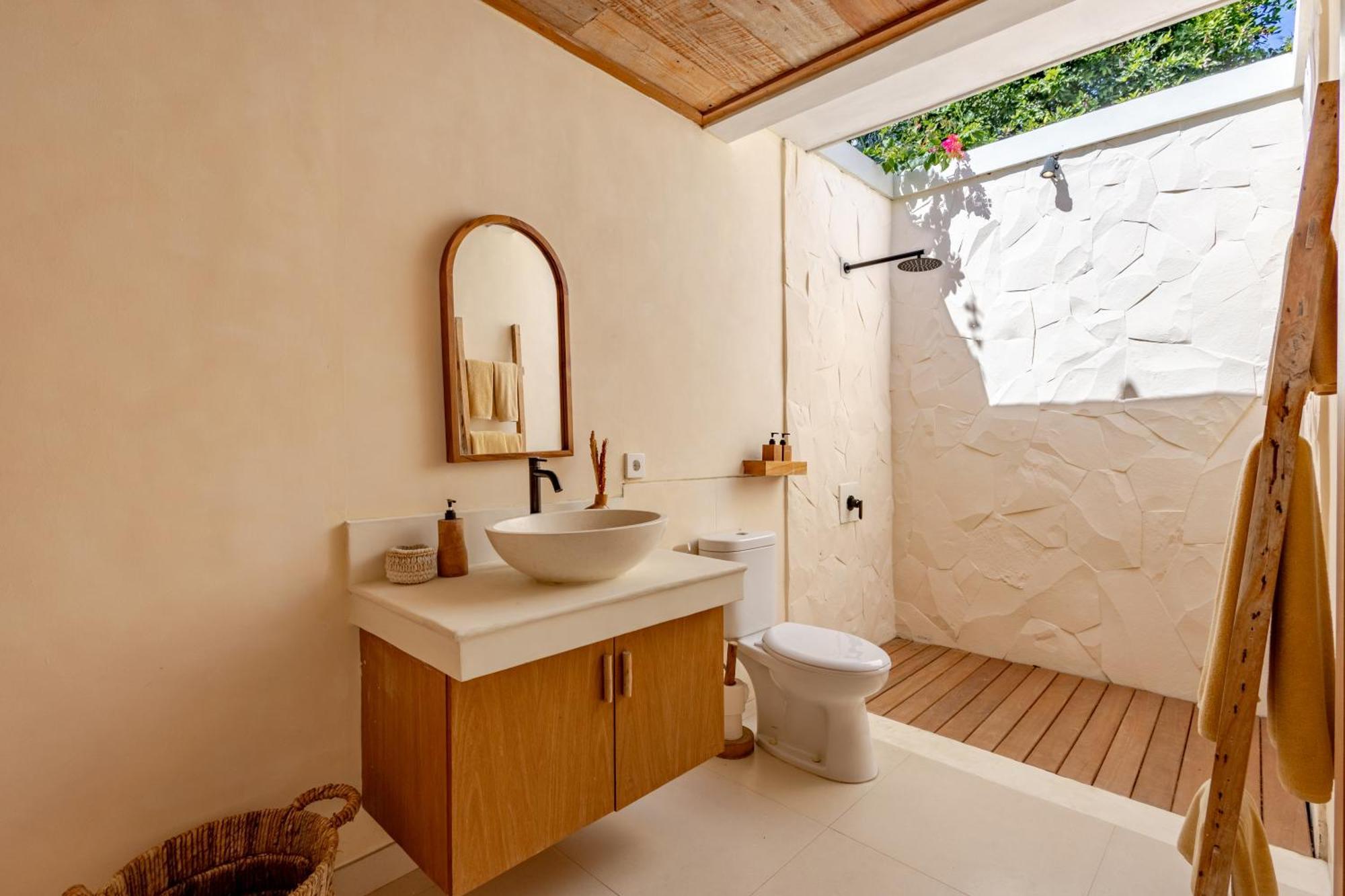 The Pink Joglo, A Cheerful 3Bdr Villa W/Pool And Rice-Field View. Dalung  Buitenkant foto