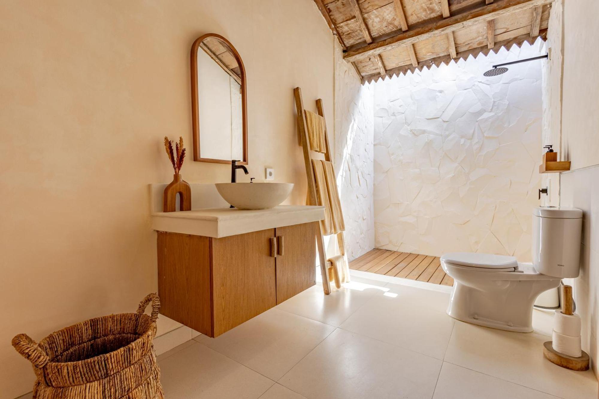 The Pink Joglo, A Cheerful 3Bdr Villa W/Pool And Rice-Field View. Dalung  Buitenkant foto
