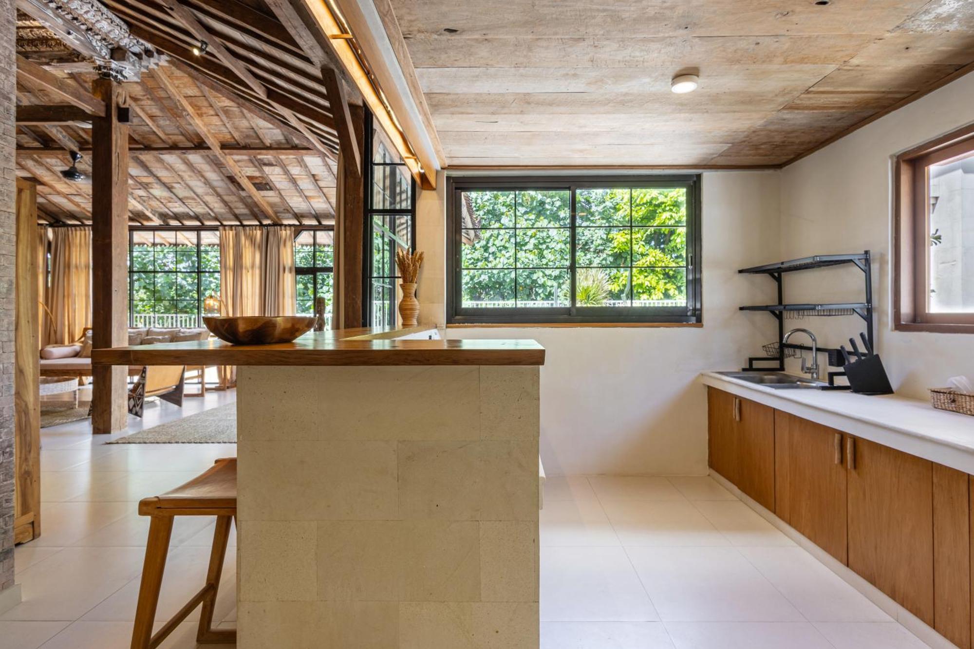 The Pink Joglo, A Cheerful 3Bdr Villa W/Pool And Rice-Field View. Dalung  Buitenkant foto
